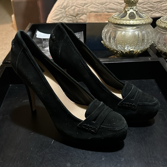 Black and cream hi heels - Picture 5 of 9